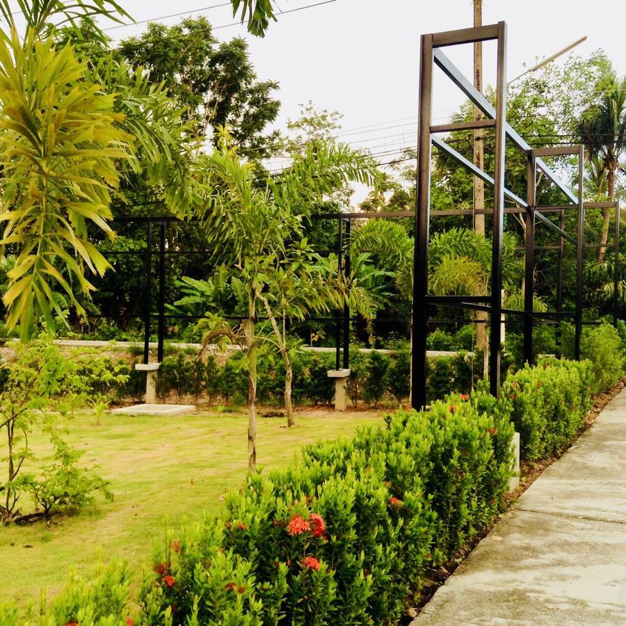 Wassana Sitdharma Guesthouse Trang Exterior photo